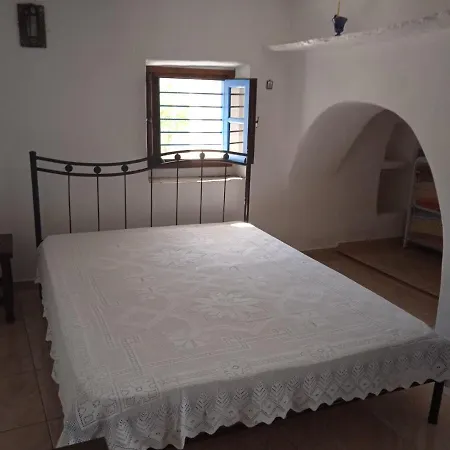 Evanthia S House *